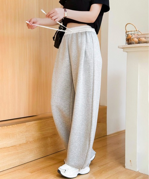 by LEGNA(バイレグナ)の「ダブルウエストカーブパンツ(その他パンツ・レディース・チャコール/ブラック/グレイッシュベージュ/杢グレー・SMALL/MEDIUM/LARGE)」の5枚目の写真