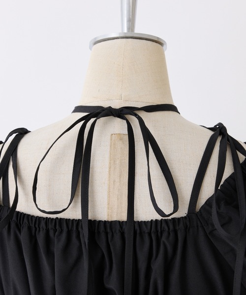 one after another NICE CLAUP（ワンアフターアナザーナイスクラップ）の「シャーリングロングワンピース（ワンピース・レディース・ブラック/ライトブルー/イエロー系その他/ブラック系その他/ドット/アイボリー・FREE）」の11枚目の写真