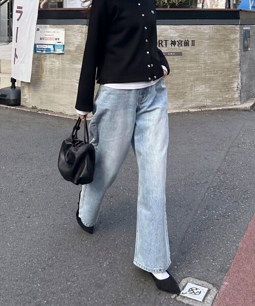 fredy emue（フレディエミュ）の「ルーズストレートデニムパンツ（デニムパンツ・レディース・ネイビー/サックスブルー・38/36）」の2枚目の写真