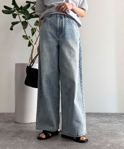 fredy emue（フレディエミュ）の「ルーズストレートデニムパンツ（デニムパンツ・レディース・ネイビー/サックスブルー・38/36）」の12枚目の写真