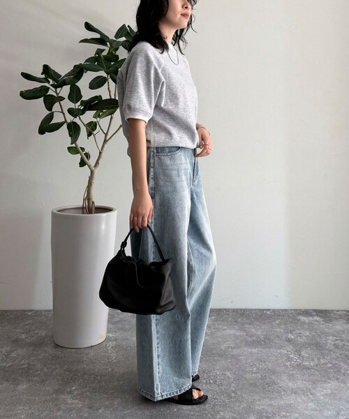 fredy emue（フレディエミュ）の「ルーズストレートデニムパンツ（デニムパンツ・レディース・ネイビー/サックスブルー・38/36）」の15枚目の写真