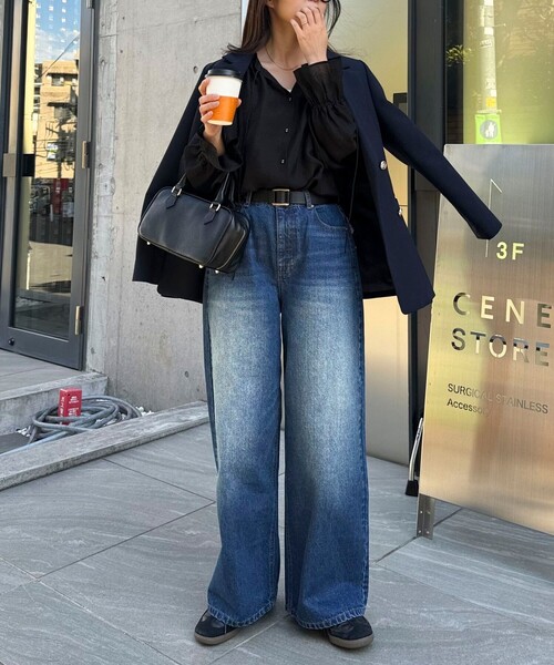 fredy emue（フレディエミュ）の「ルーズストレートデニムパンツ（デニムパンツ・レディース・ネイビー/サックスブルー・38/36）」の19枚目の写真