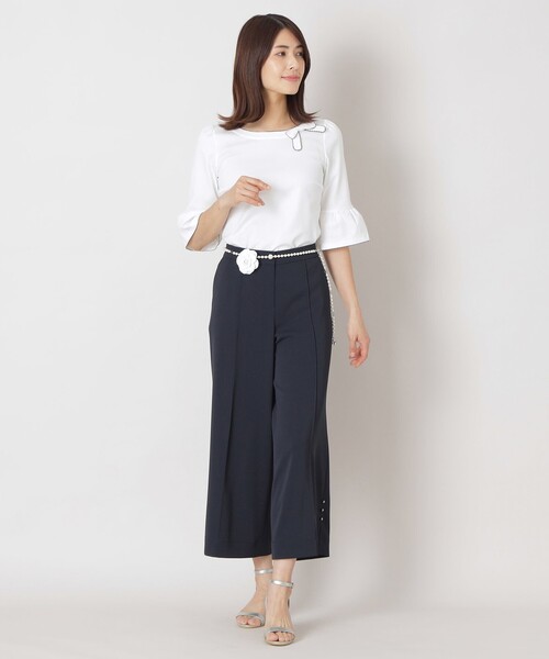 TO BE CHIC(トゥー ビー シック)の「ピンタック ワイドパンツ(その他パンツ・レディース・ダークネイビー/オフホワイト・42/40)」の4枚目の写真