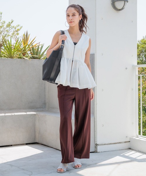 HEREIAM（ヘレイアム）の「【HEREIAM】素材MIXが主役級の1枚/ペプラムジレ（ベスト・レディース・ネイビー/ブラック/オフホワイト・FREE）」の5枚目の写真