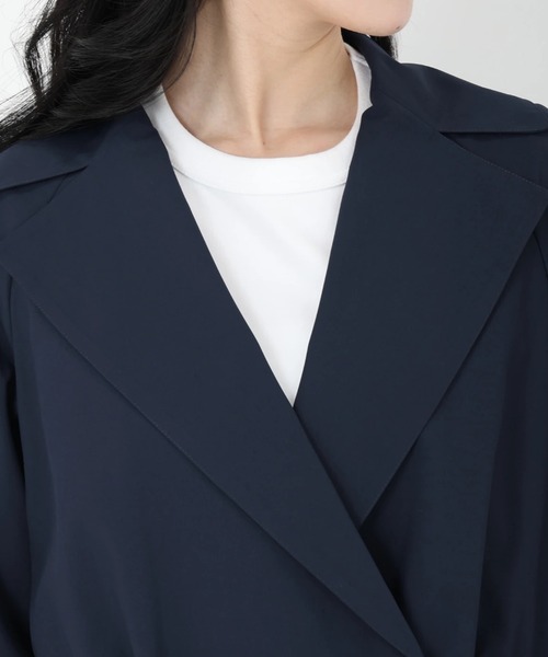 STRAWBERRY-FIELDS（ストロベリーフィールズ）の「ショートトレンチブルゾン　ノーカラージャケット（ノーカラージャケット・レディース・ベージュ/ネイビー・2）」の11枚目の写真