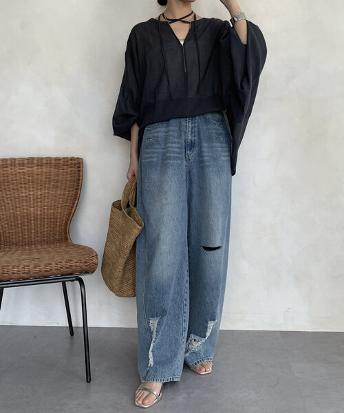 DouDou（ドゥドゥ）の「ネックアレンジデザインブラウス（シャツ/ブラウス・レディース・オフホワイト/グレー/ブラック・FREE）」の9枚目の写真