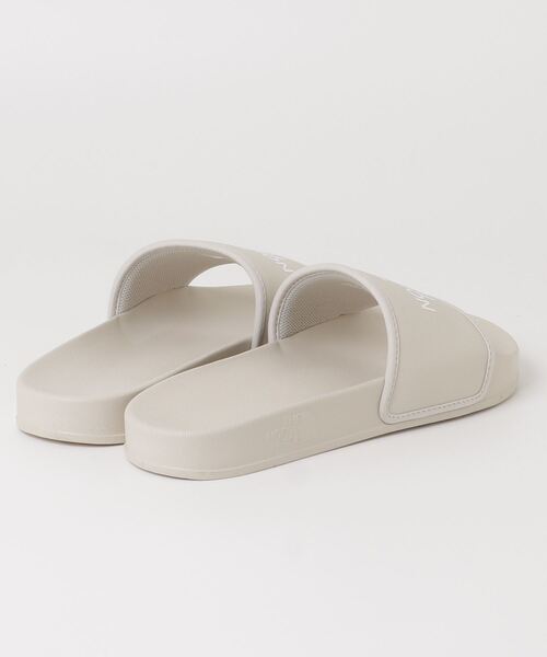 THE NORTH FACE（ザノースフェイス）の「ザ ノース フェイス THE NORTH FACE Base Camp Slide III_ベース キャンプ スライド III（サンダル・メンズ・ベージュ・25.0cm/26.0cm/27.0cm/28.0cm/29.0cm）」の2枚目の写真