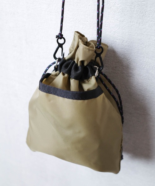 FREDRIK PACKERS(フレドリックパッカーズ)の「『FREDRIK PACKERS』210D PINION POUCH 210デニール ピニオン ポーチ(ショルダーバッグ・レディース・ブラック/カーキ/シルバー・FREE)」の16枚目の写真