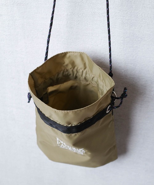 FREDRIK PACKERS(フレドリックパッカーズ)の「『FREDRIK PACKERS』210D PINION POUCH 210デニール ピニオン ポーチ(ショルダーバッグ・レディース・ブラック/カーキ/シルバー・FREE)」の18枚目の写真