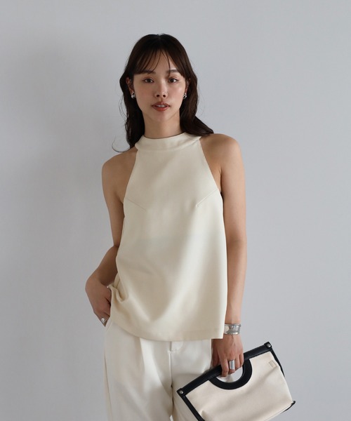 ❗️最終値下げ❗️CLANE ベージュ ホルターネック タンクトップ セール】back design halterneck tank top / バックデザイン
