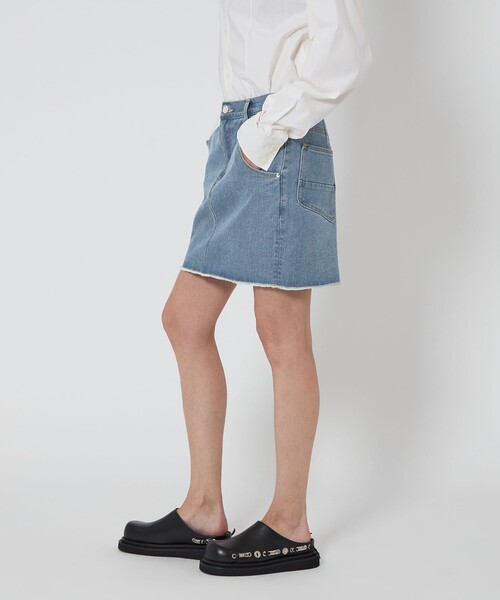 ASTRAET(アストラット)の「<ASTRAET>5ポケット デニム ミニスカート(デニムスカート・レディース・ライトブルー・1/0)」の2枚目の写真