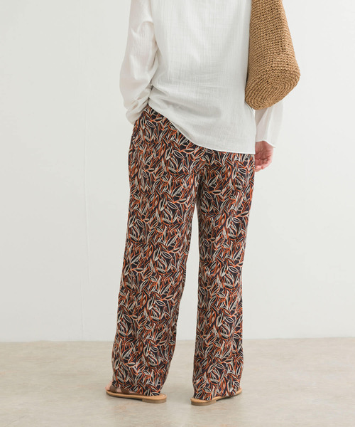 URBAN RESEARCH DOORS（アーバンリサーチドアーズ）の「リーフプリントイージーパンツ（その他パンツ・レディース・ブルー系その他/グレー系その他・MEDIUM）」の19枚目の写真