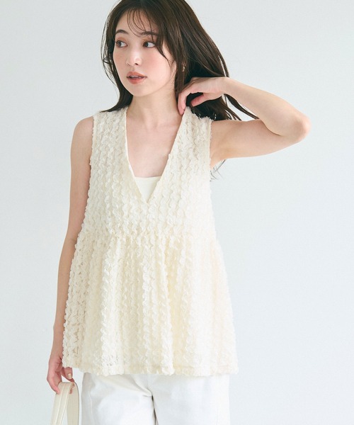 coca(coca)(コカ)の「フラワーチュールベスト(ベスト・レディース・アイボリー/ブラック・L/M)」の8枚目の写真
