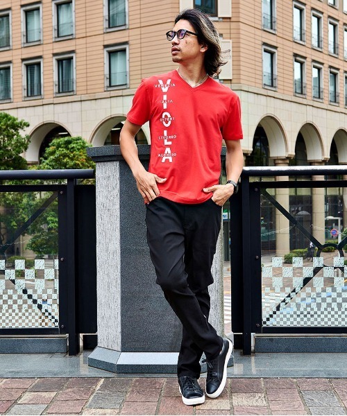 VIOLA(ヴィオラ)の「『VIOLA rumore/ヴィオラ ルモーレ』裏使いV/N半袖Tシャツ(Tシャツ/カットソー・メンズ・レッド/ブラック/ホワイト・XL/L/M)」の12枚目の写真