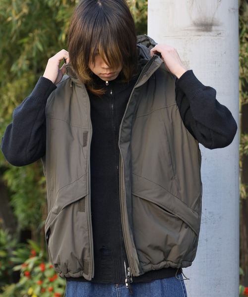 WILD THINGS（ワイルドシングス）の「WILD THINGS/ワイルドシングス monster vest’ 22 モンスターベスト（ダウンベスト・レディース・ダークブラウン/オリーブ/ネイビー・S/L/M）」の19枚目の写真