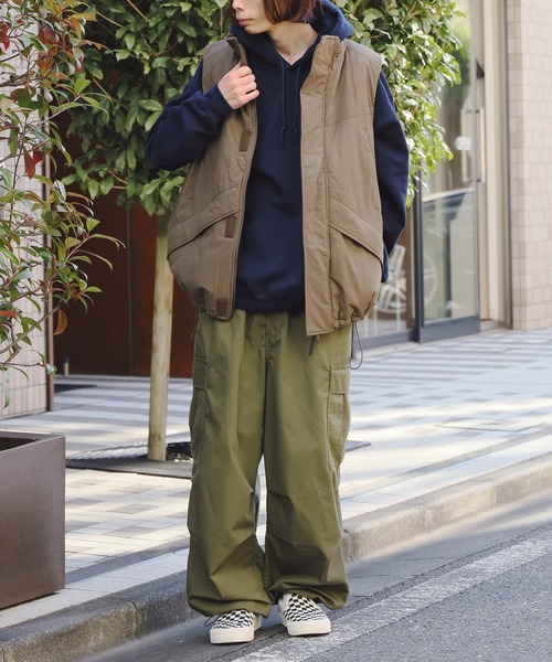 WILD THINGS（ワイルドシングス）の「WILD THINGS/ワイルドシングス monster vest’ 22 モンスターベスト（ダウンベスト・レディース・ダークブラウン/オリーブ/ネイビー・S/L/M）」の14枚目の写真