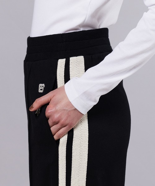 DOUBLE STANDARD CLOTHING(ダブルスタンダードクロージング)の「メッシュリバー トラックパンツ(その他パンツ・レディース・ブラック/モカ・38/36)」の4枚目の写真