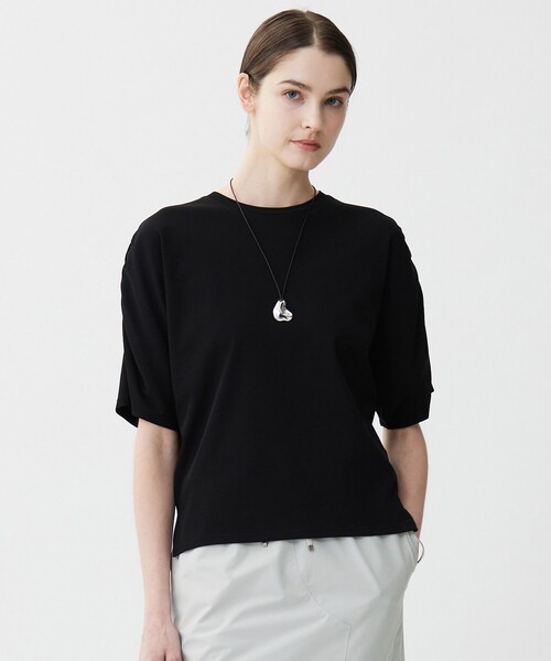 ICB(アイシービー)の「グレースジャージー ドルマンスリーブカットソー(Tシャツ/カットソー・レディース・アイボリー系/ブラウン系/ブラック系・X-LARGE/LARGE)」の2枚目の写真