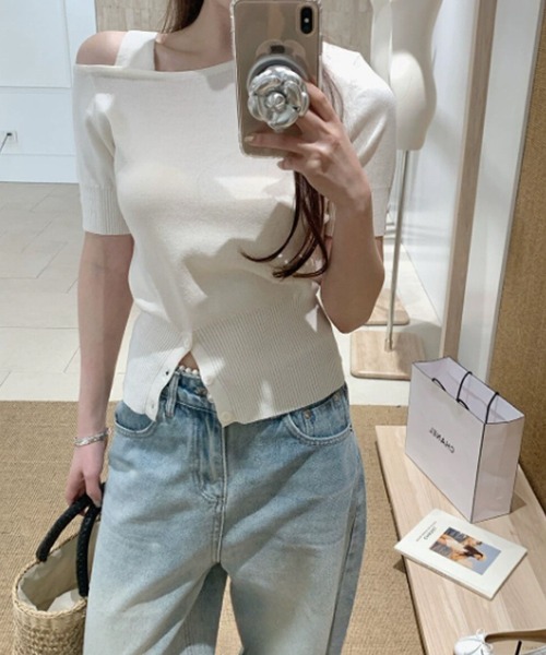 ROOPTOKYO(ループトウキョウ)の「ワンショルダー 半袖リブニット 秋物 秋服 2026年秋冬(Tシャツ/カットソー・レディース・ホワイト/ピンク/ブラック/アイボリー・FREE)」の1枚目の写真