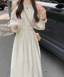 Aelina（エリナ）の「オフショルダー長袖ワンピース（ワンピース）」