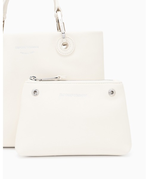 EMPORIO ARMANI(エンポリオアルマーニ)の「【エンポリオ アルマーニ】MyEA ショッパー ナッパレザー スモール(ハンドバッグ・レディース・ブラック/ネイビー/ライトブルー/オフホワイト・FREE)」の17枚目の写真