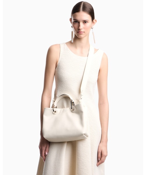 EMPORIO ARMANI(エンポリオアルマーニ)の「【エンポリオ アルマーニ】MyEA ショッパー ナッパレザー スモール(ハンドバッグ・レディース・ブラック/ネイビー/ライトブルー/オフホワイト・FREE)」の20枚目の写真