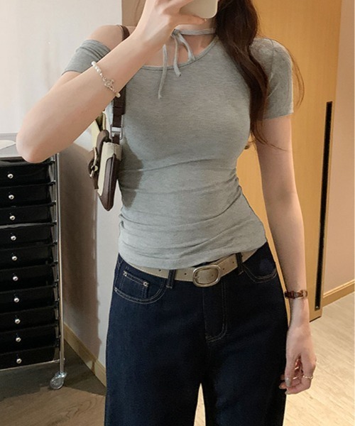 kirakiraShop(キラキラショップ)の「ワンオフショルダー チョーカー Tシャツ(Tシャツ/カットソー・レディース・ホワイト/ブラック/グレー・FREE)」の21枚目の写真