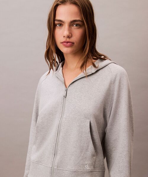 Calvin Klein(カルバン・クライン)の「フレンチテリー ジップアップパーカー(パーカー・レディース・オフホワイト/グレー・M/S/XS)」の7枚目の写真