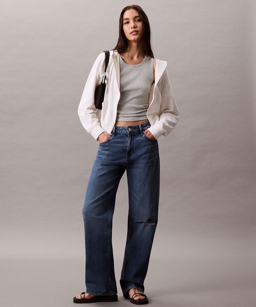 Calvin Klein(カルバン・クライン)の「フレンチテリー ジップアップパーカー(パーカー・レディース・オフホワイト/グレー・M/S/XS)」の10枚目の写真