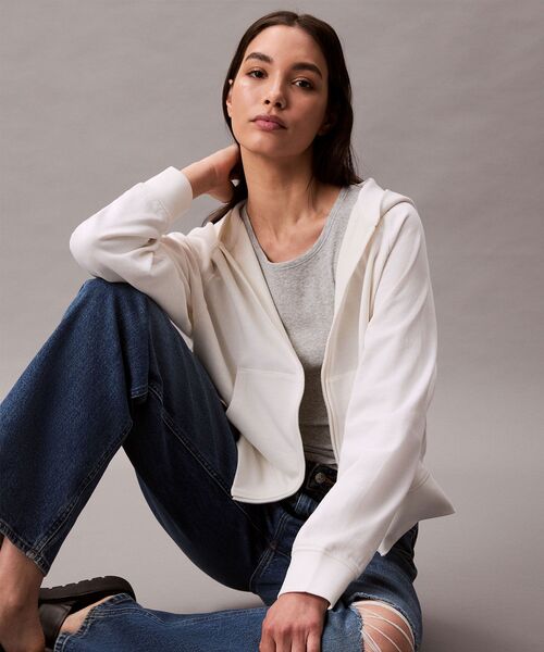 Calvin Klein(カルバン・クライン)の「フレンチテリー ジップアップパーカー(パーカー・レディース・オフホワイト/グレー・M/S/XS)」の12枚目の写真
