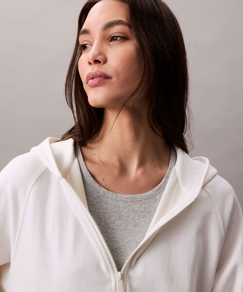 Calvin Klein(カルバン・クライン)の「フレンチテリー ジップアップパーカー(パーカー・レディース・オフホワイト/グレー・M/S/XS)」の13枚目の写真