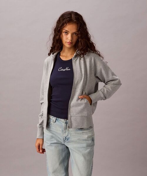 Calvin Klein(カルバン・クライン)の「フレンチテリー ジップアップパーカー(パーカー・レディース・オフホワイト/グレー・M/S/XS)」の20枚目の写真