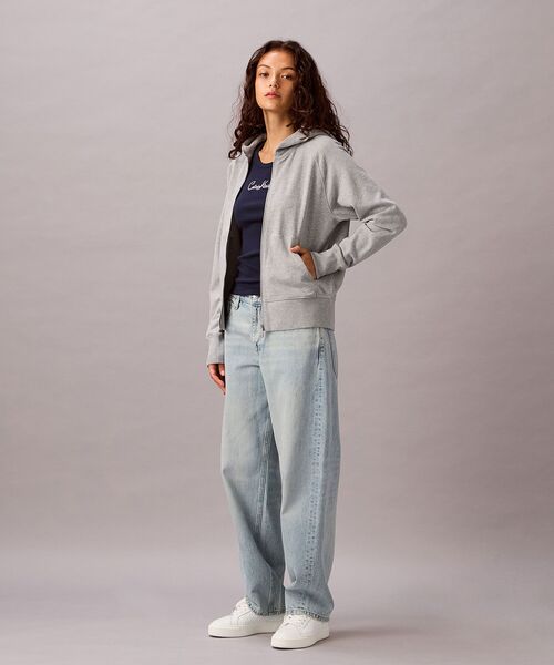 Calvin Klein(カルバン・クライン)の「フレンチテリー ジップアップパーカー(パーカー・レディース・オフホワイト/グレー・M/S/XS)」の3枚目の写真