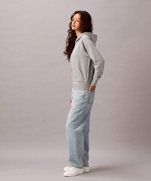 Calvin Klein(カルバン・クライン)の「フレンチテリー ジップアップパーカー(パーカー・レディース・オフホワイト/グレー・M/S/XS)」の4枚目の写真