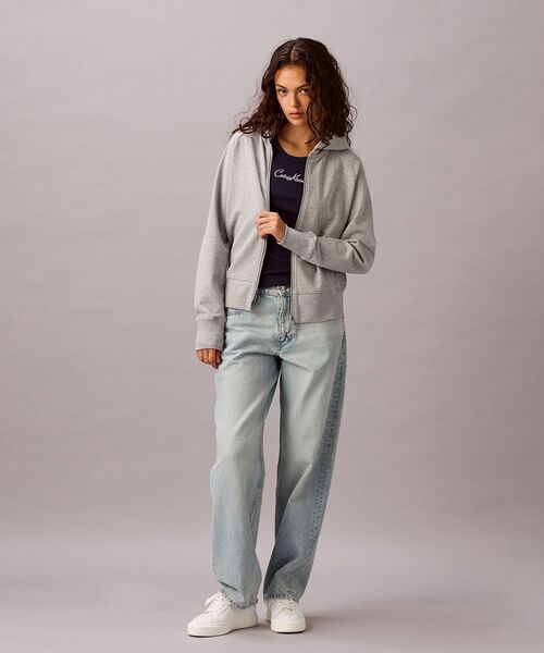 Calvin Klein(カルバン・クライン)の「フレンチテリー ジップアップパーカー(パーカー・レディース・オフホワイト/グレー・M/S/XS)」の21枚目の写真