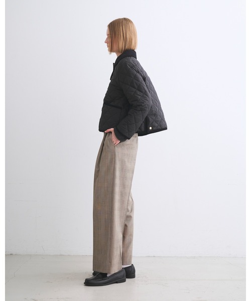 Traditional Weatherwear(トラディショナルウェザーウェア)の「WAVERLY A-LINE(ダウンジャケット/コート・レディース・ブラック/アイボリー/セージグリーン/ネイビー・32/34/36)」の5枚目の写真