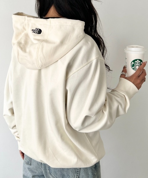 THE NORTH FACE(ザノースフェイス)の「THE NORTH FACE(ザ・ノースフェイス)/ワンポイント ロゴ刺繍 ジップパーカー フーディ/M'S CORE HOOD ZIP UP(パーカー・レディース・クリーム/シルバー・M/XXL/XL/L)」の6枚目の写真