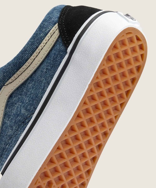 VANS(バンズ)の「オールドスクール(スニーカー・メンズ・インディゴブルー・5/5.5/6/6.5/7/7.5/8/8.5/9/9.5/10/10.5/11/11.5/12)」の3枚目の写真