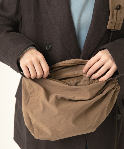 RNA-N(アールエヌエーエヌ)の「E5150 ワンショルダーボンサック(バックパック/リュック・レディース・ブラック/キナリ/カーキ/グレー・FREE)」の14枚目の写真