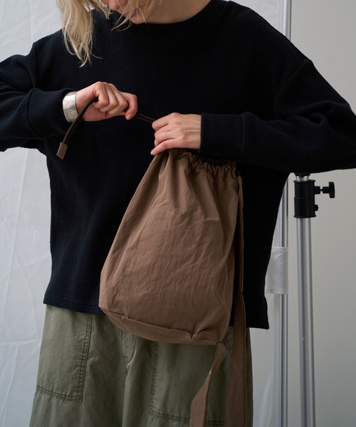 RNA-N（アールエヌエーエヌ）の「E5150 ワンショルダーボンサック（バックパック/リュック・レディース・ブラック/カーキ/キナリ/グレー・FREE）」の11枚目の写真