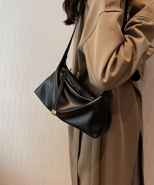 REBALANCE(リバランス)の「ショルダーバック(ショルダーバッグ・レディース・B/C/A・ONE SIZE)」の1枚目の写真