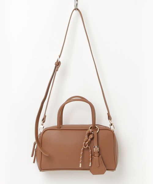 fredy emue（フレディエミュ）の「チャーム付横長ボストンバッグ（ショルダーバッグ・レディース・ブラック/キャメル・FREE）」の13枚目の写真