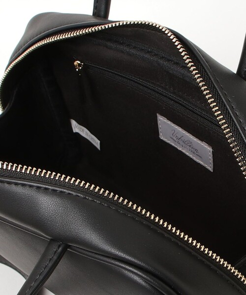 fredy emue（フレディエミュ）の「チャーム付横長ボストンバッグ（ショルダーバッグ・レディース・ブラック/キャメル・FREE）」の17枚目の写真