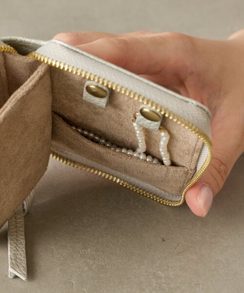 BIRTHDAY BAR（バースデイバー）の「【EC限定】カウレザーアクセサリーケース（ポーチ・レディース・ブラック/シルバー・0）」の15枚目の写真