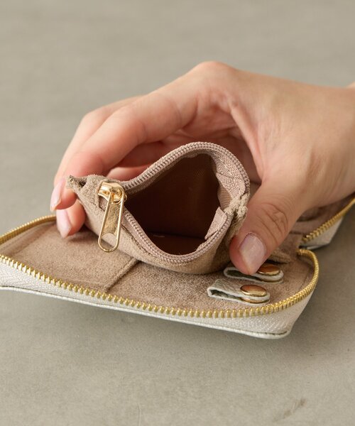 BIRTHDAY BAR（バースデイバー）の「【EC限定】カウレザーアクセサリーケース（ポーチ・レディース・ブラック/シルバー・0）」の18枚目の写真