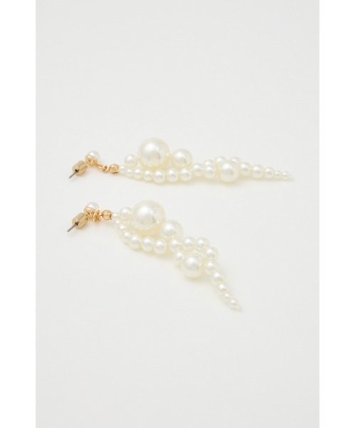 rienda（リエンダ）の「フェイクパールループピアス（ピアス（両耳用）・レディース・ホワイト・FREE）」の4枚目の写真