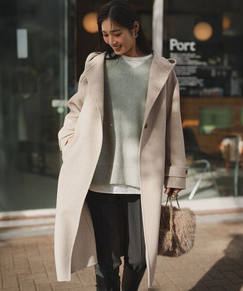 23区(ニジュウサンク)の「MANTECOPureリバー フード ロングコート(その他アウター・レディース・ブラウン系/グレー系/ベージュ系/ブラック系・48/46/44)」の1枚目の写真