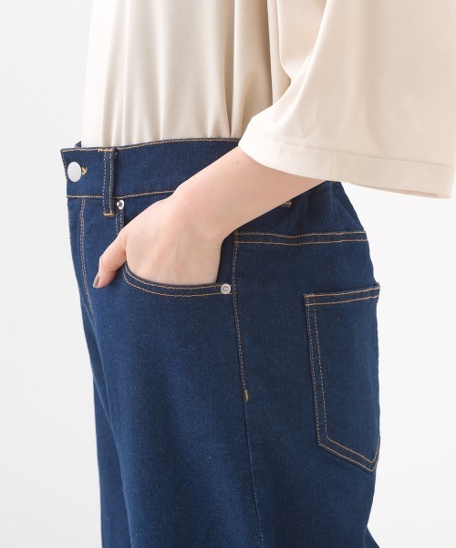 OMNES（オムネス）の「12oz ウォッシュ加工ハイウエストバルーンデニムパンツ（デニムパンツ・レディース・ブルー/ネイビー・LARGE/MEDIUM/SMALL）」の5枚目の写真