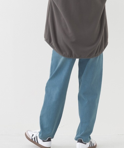 OMNES（オムネス）の「12oz ウォッシュ加工ハイウエストバルーンデニムパンツ（デニムパンツ・レディース・ブルー/ネイビー・LARGE/MEDIUM/SMALL）」の11枚目の写真