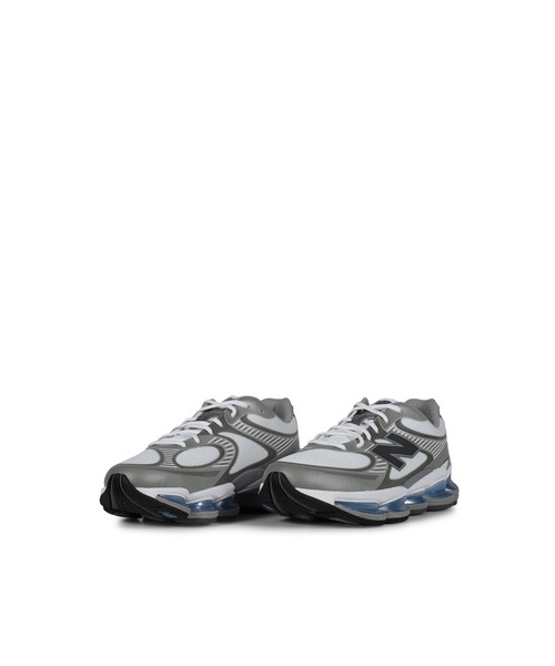 NEW BALANCE（ニューバランス）の「U2000（スニーカー・メンズ・グレー・29cm/28.5cm/28cm/27.5cm/27cm/30cm/26.5cm）」の4枚目の写真